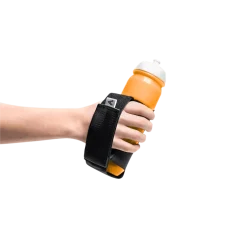 Iamrunbox running with waterbottle min