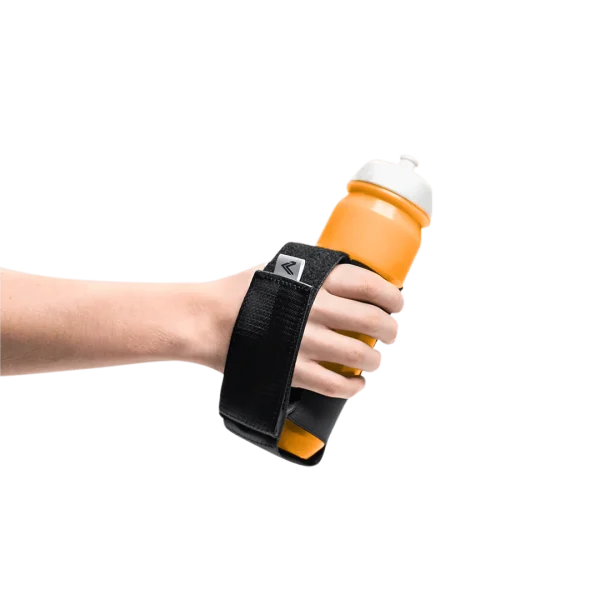 Iamrunbox running with waterbottle min